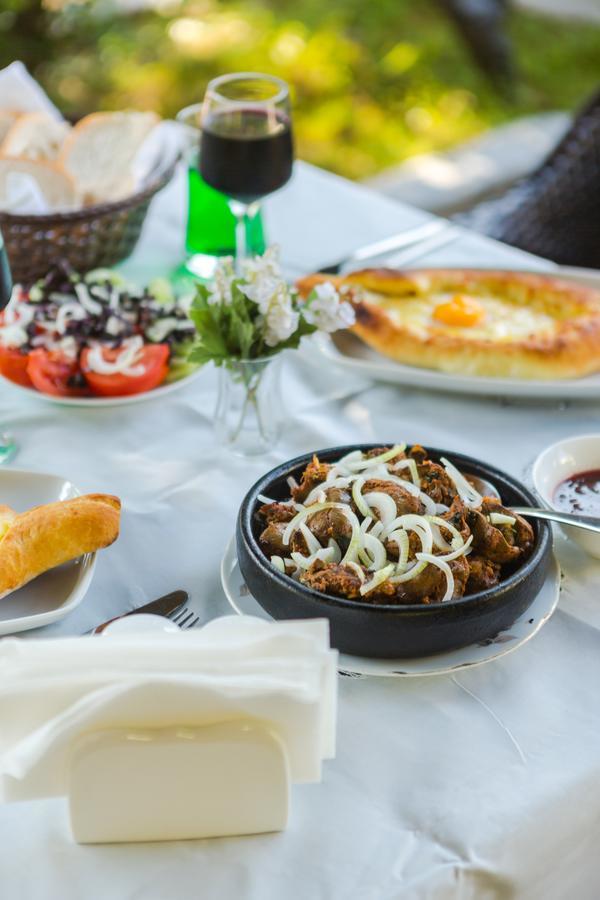 Hotel Simpatia Кобулети Екстериор снимка